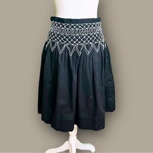 BCBGMaxAzria Black & White Embroidered A-Line Cotton Skirt Size XS